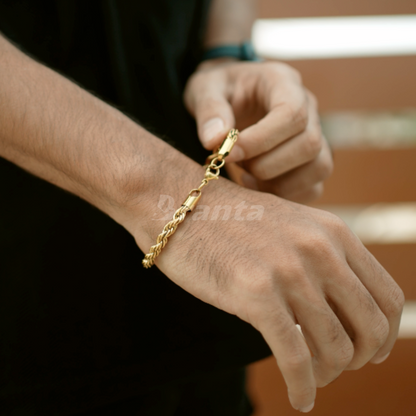Rope Chain Bracelet in Gold Plated  (8 Inch)