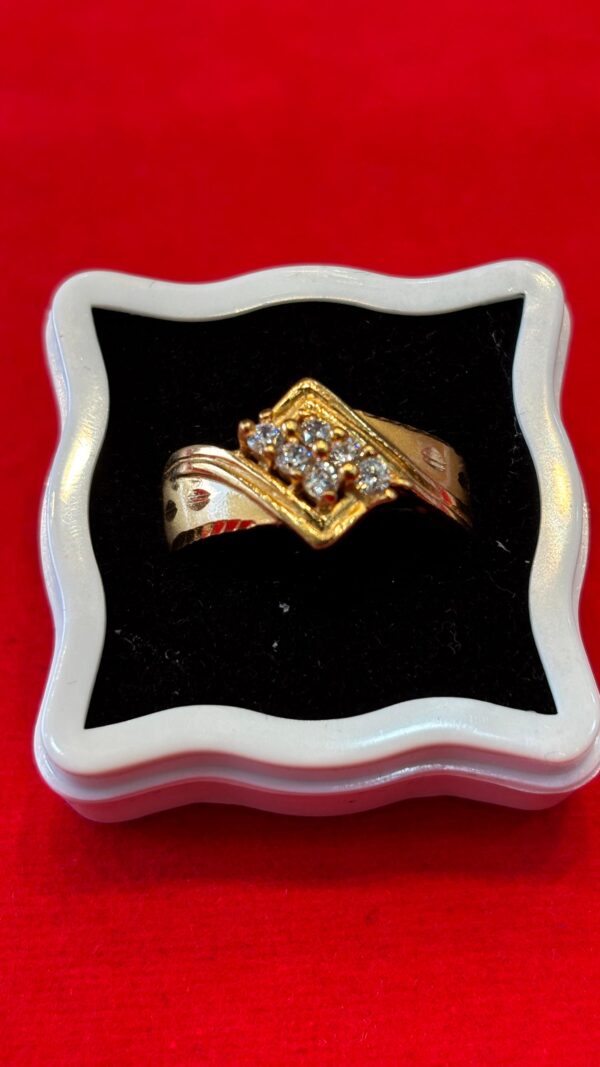 Ahsas Grace Ladies Ring